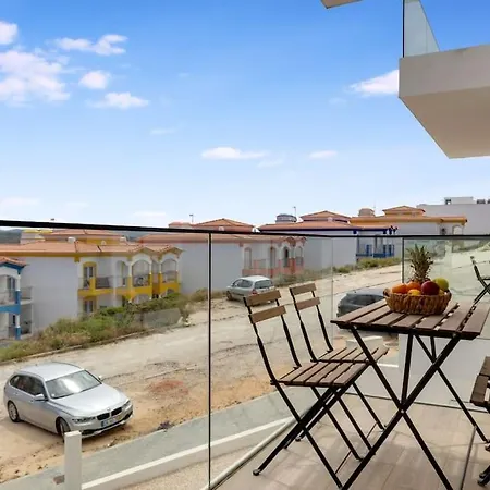 14 Esteva 1ºd 5 Min To The *